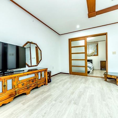 Dongsannara Pension مدينة سيوجويبو المظهر الخارجي الصورة