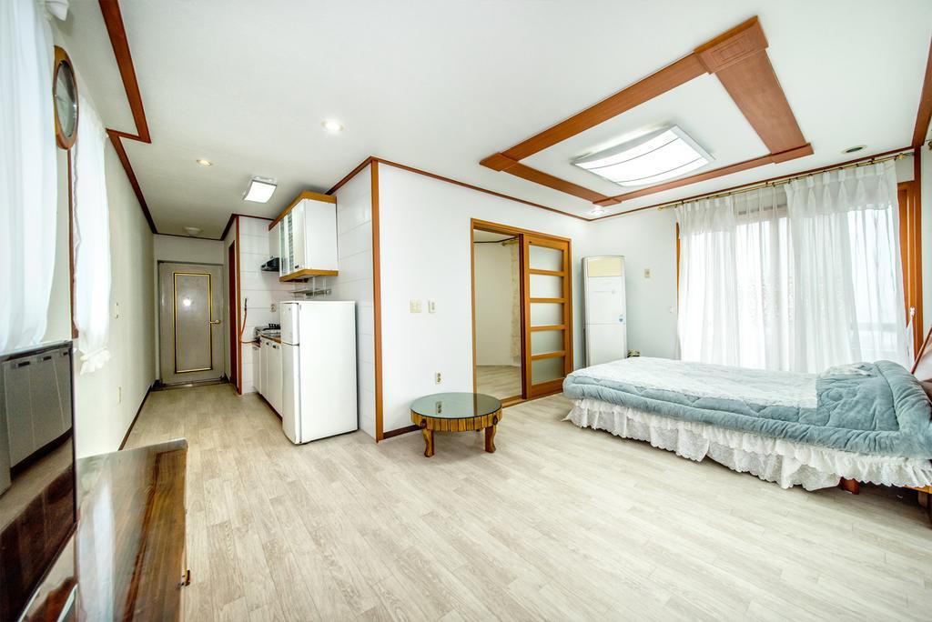 Dongsannara Pension مدينة سيوجويبو المظهر الخارجي الصورة